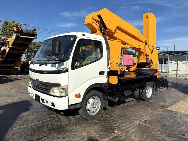 TADANO BT-200-2 - Truck mounted aerial platform: picture 1 TADANO BT-200-2 - Truck mounted aerial platform: picture 1