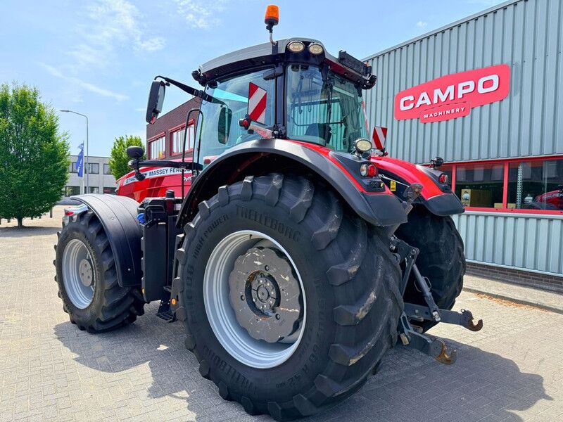 Massey Ferguson 8740S Stage V - Farm tractor: picture 2 Massey Ferguson 8740S Stage V - Farm tractor: picture 2