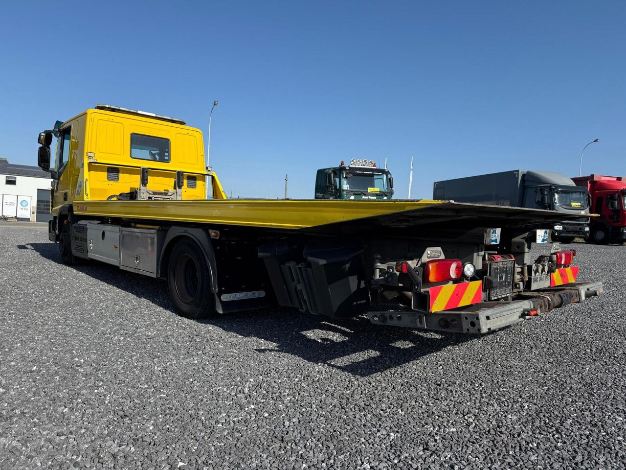 IVECO ML120E220L - Autotransporter truck: picture 3 IVECO ML120E220L - Autotransporter truck: picture 3