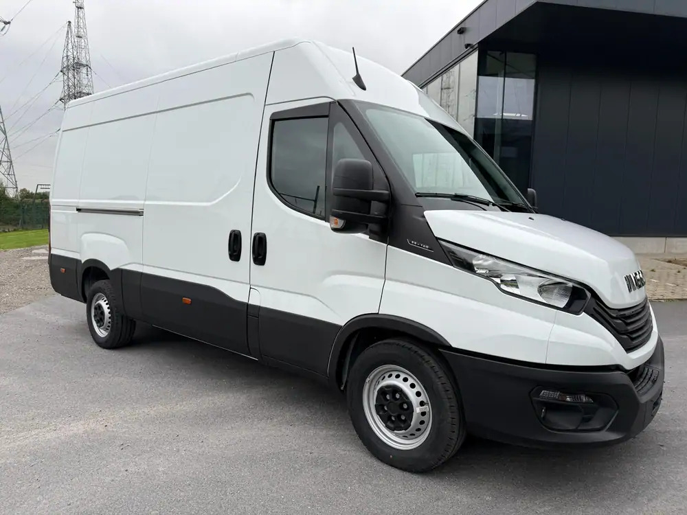 Iveco Daily 35-140 *L2H2*DISPO DE STOCK*Airco*Cruise control - Panel van: picture 2 Iveco Daily 35-140 *L2H2*DISPO DE STOCK*Airco*Cruise control - Panel van: picture 2