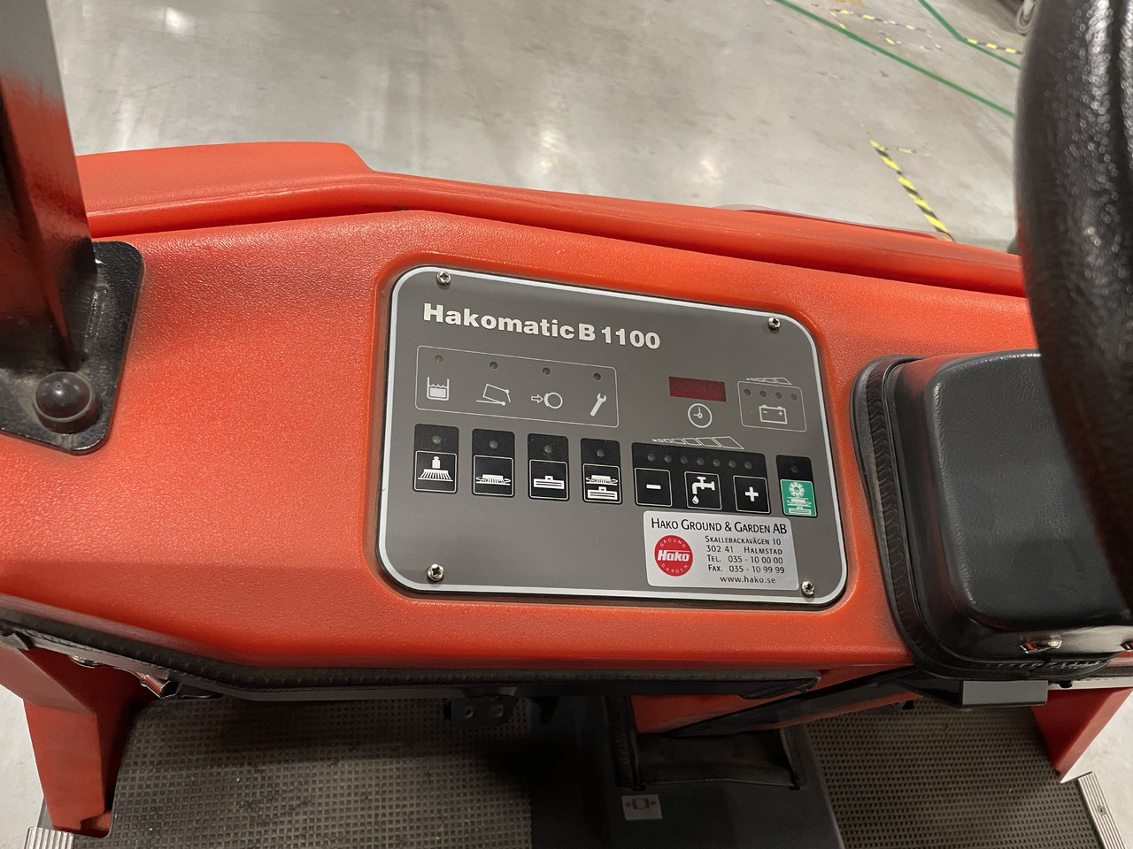 Hako Hakomatic B 1100 - Industrial sweeper: picture 5 Hako Hakomatic B 1100 - Industrial sweeper: picture 5