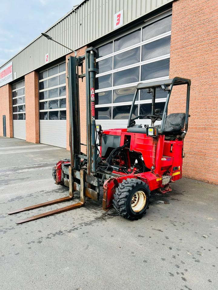 Moffett M5-20.3 + Bj. 2014 + 3,66mtr. Masthöhe + gr. Reifen - Truck mounted forklift: picture 1 Moffett M5-20.3 + Bj. 2014 + 3,66mtr. Masthöhe + gr. Reifen - Truck mounted forklift: picture 1