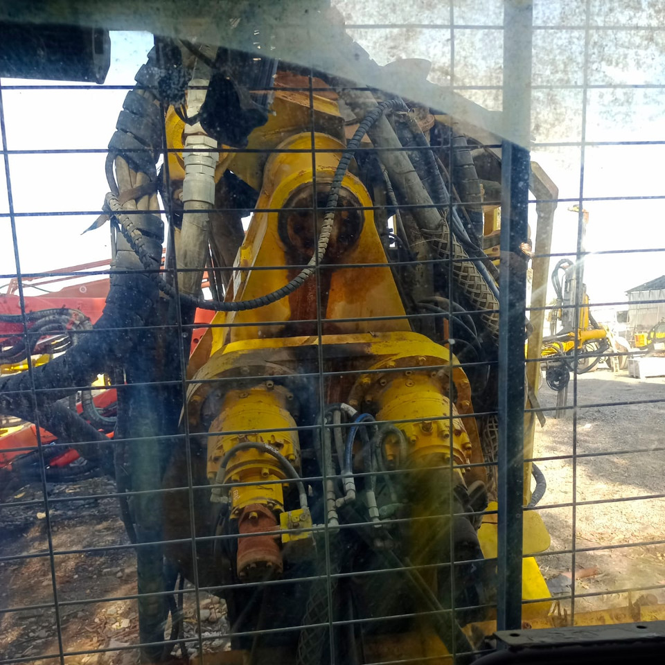 Atlas Copco SIMBA M4C DTH - Mining machinery: picture 5 Atlas Copco SIMBA M4C DTH - Mining machinery: picture 5
