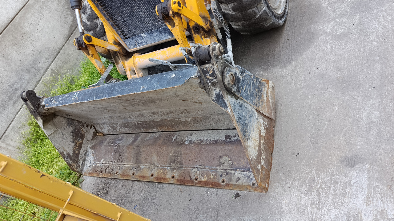 JCB 1CX 08M3WL - Backhoe loader: picture 2 JCB 1CX 08M3WL - Backhoe loader: picture 2