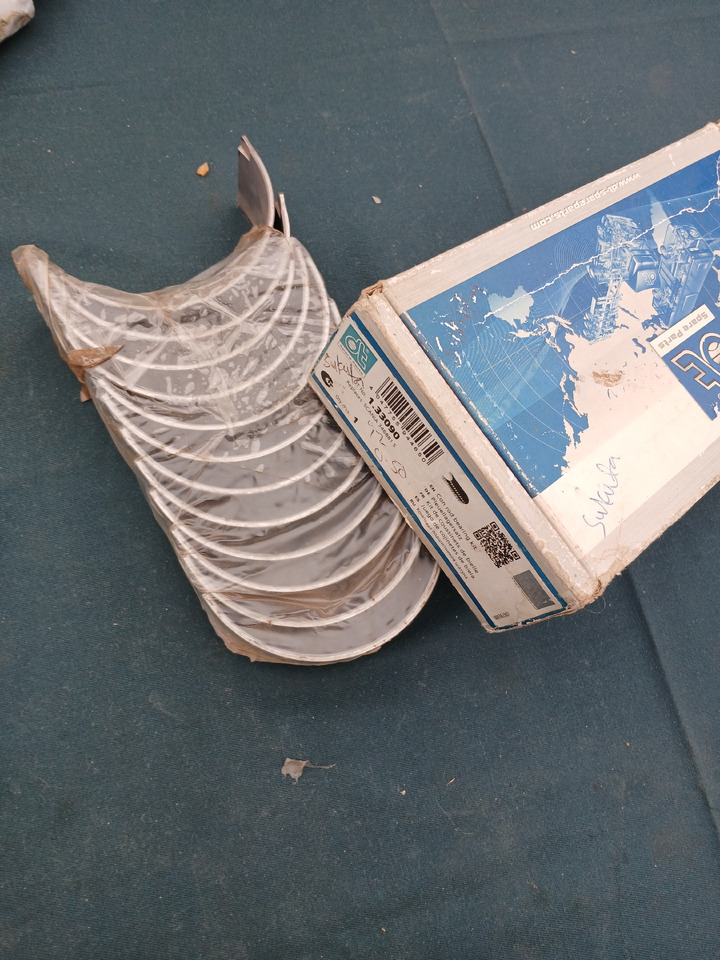 DT Conrod bearing 133090 for Scania 82/93 - Engine bearing: picture 1 DT Conrod bearing 133090 for Scania 82/93 - Engine bearing: picture 1