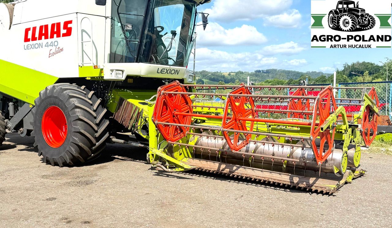 CLAAS C 540 - 5,4 M - 2007 ROK - Grain header: picture 1 CLAAS C 540 - 5,4 M - 2007 ROK - Grain header: picture 1