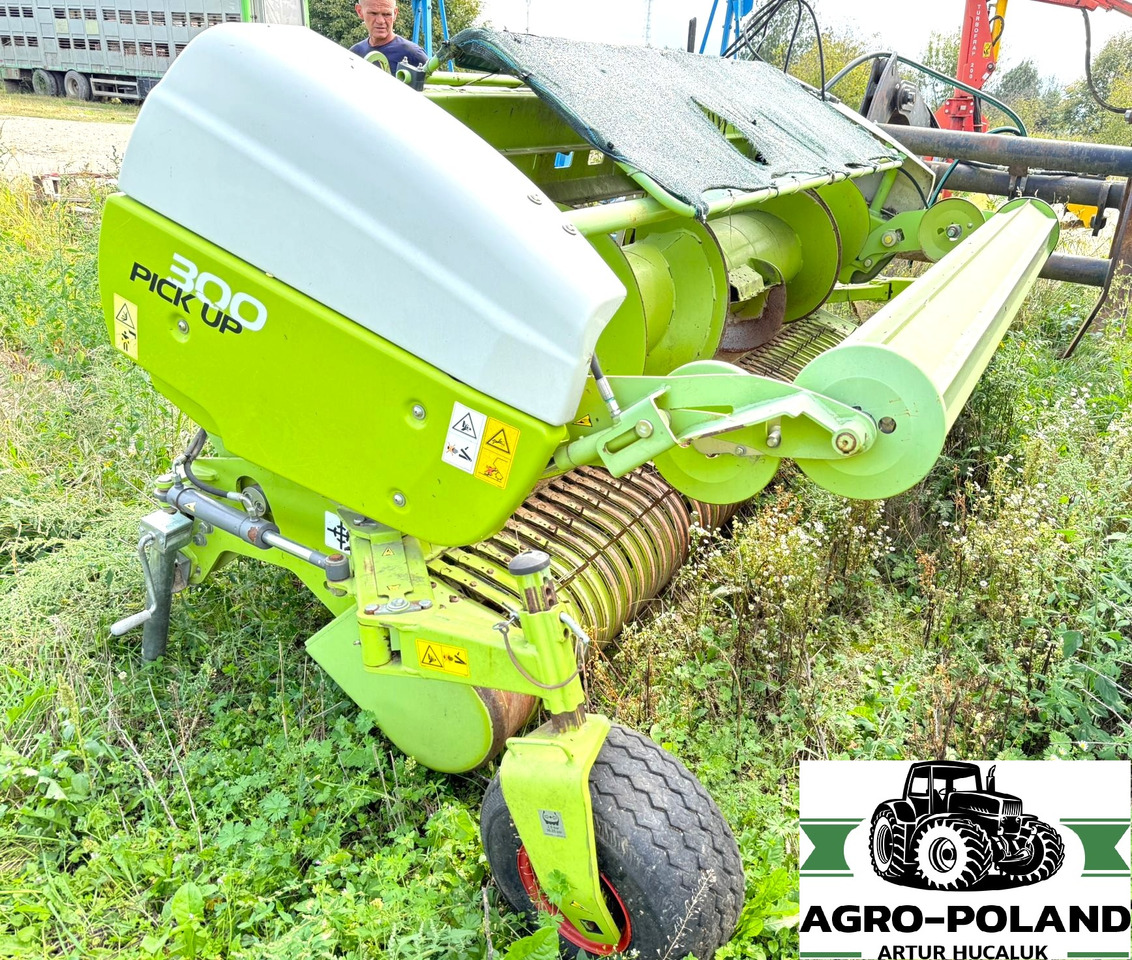 CLAAS JAGUAR 940 - 2014 ROK - 4X4 + ORBIS 600 + PU 300 - Forage harvester: picture 5 CLAAS JAGUAR 940 - 2014 ROK - 4X4 + ORBIS 600 + PU 300 - Forage harvester: picture 5