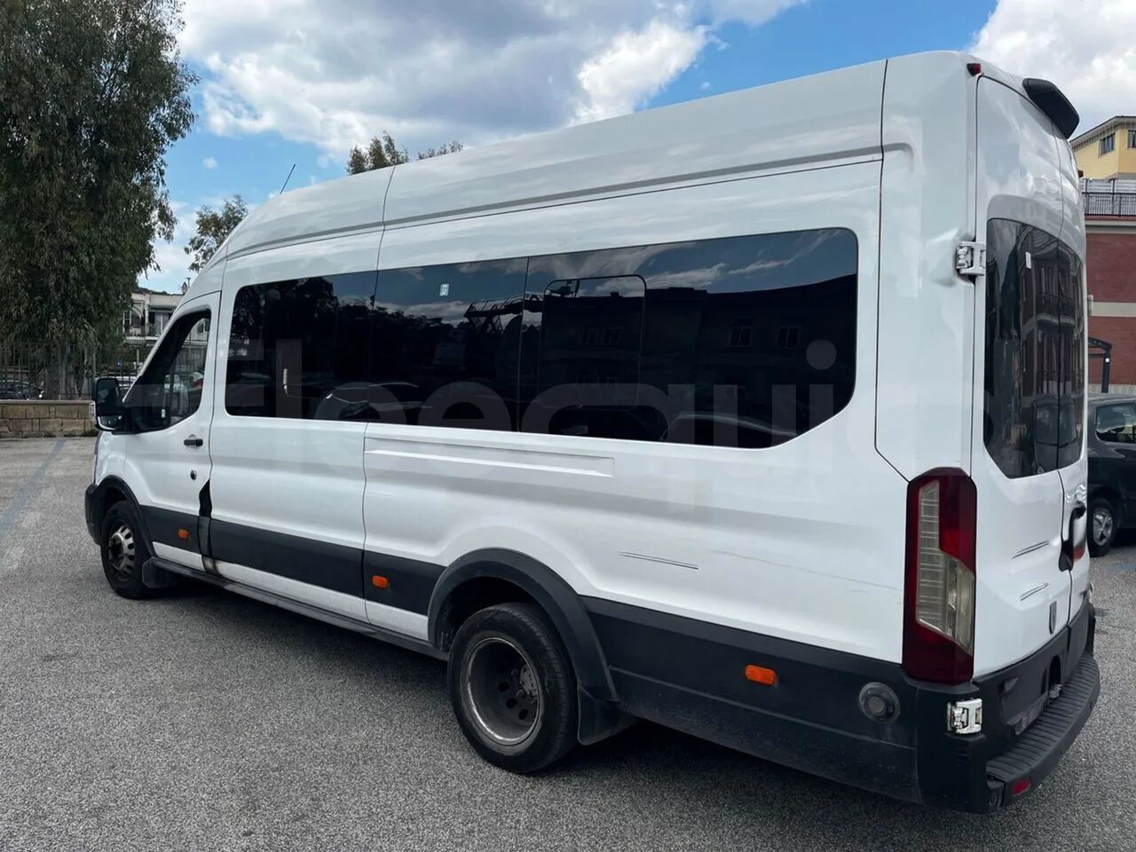 Ford Transit - Suburban bus: picture 4 Ford Transit - Suburban bus: picture 4