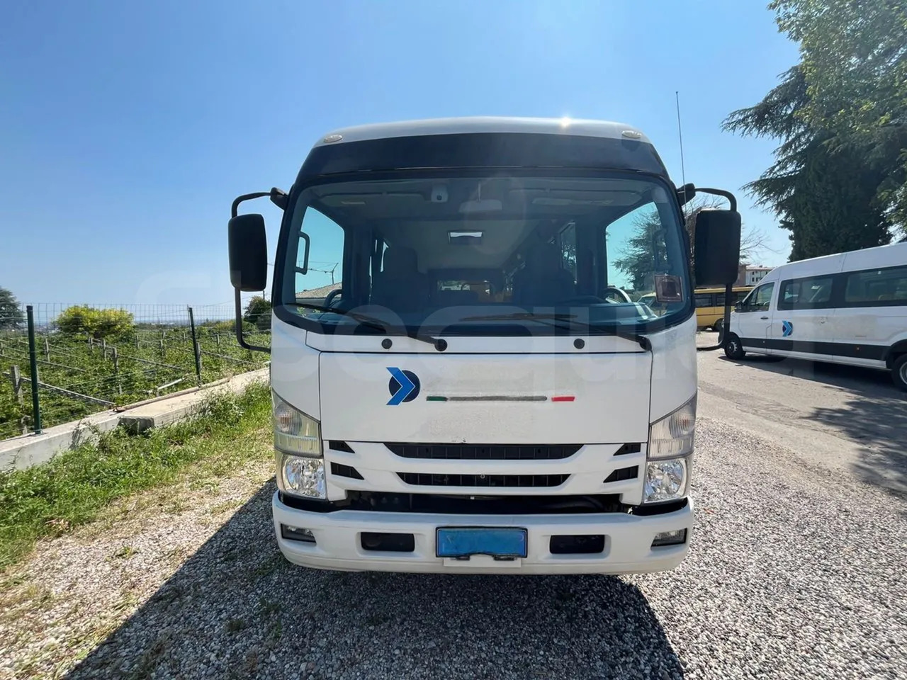 Isuzu P65 - School bus: picture 2 Isuzu P65 - School bus: picture 2