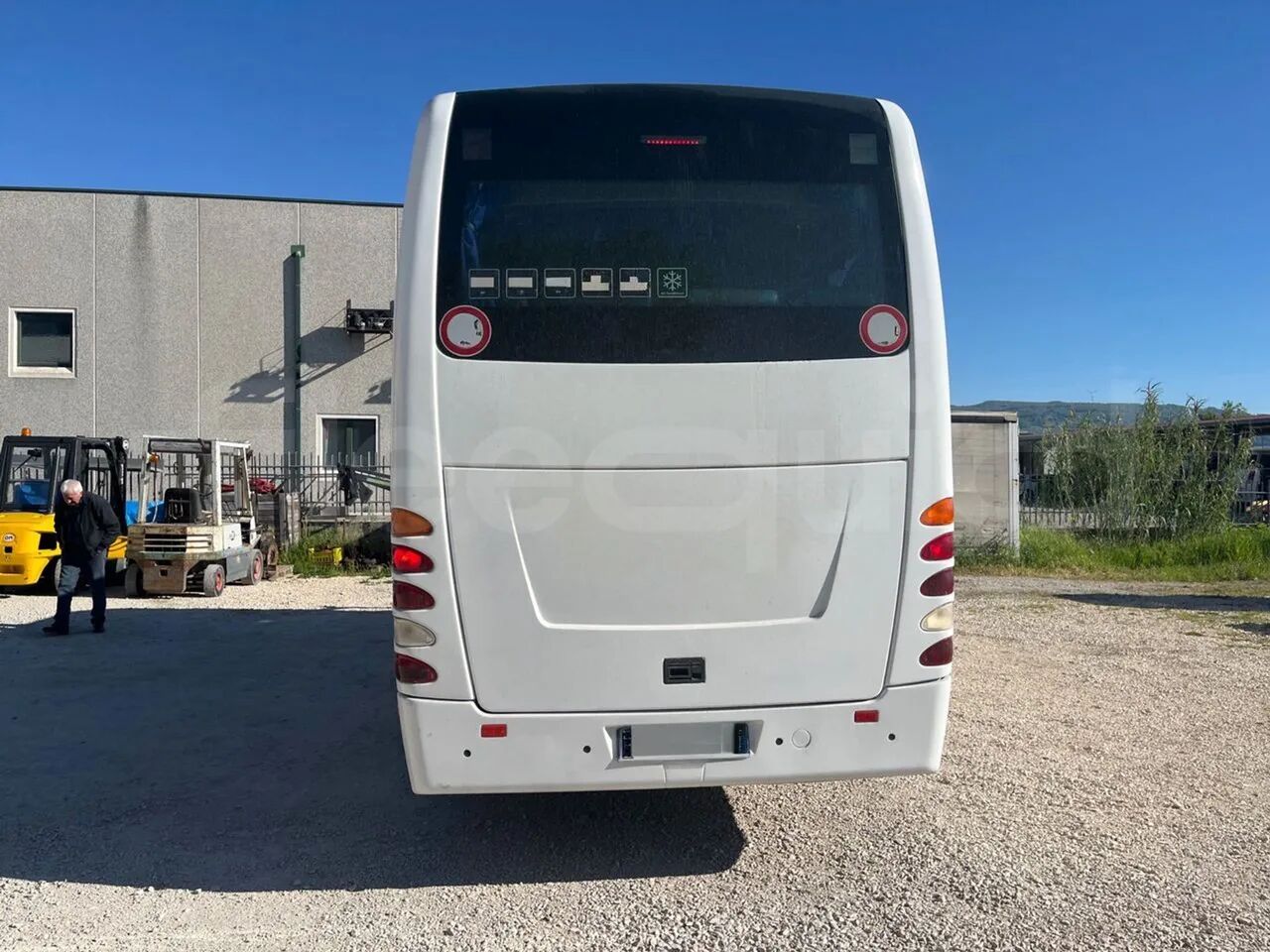 Isuzu Turquoise - Coach: picture 5 Isuzu Turquoise - Coach: picture 5