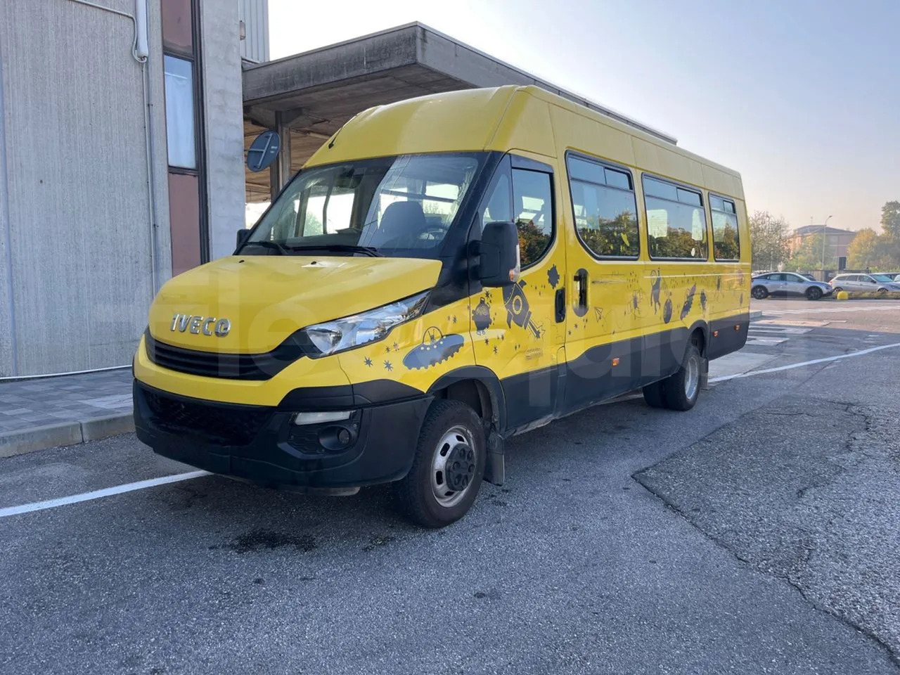 Iveco Daily - School bus, Minibus: picture 4 Iveco Daily - School bus, Minibus: picture 4
