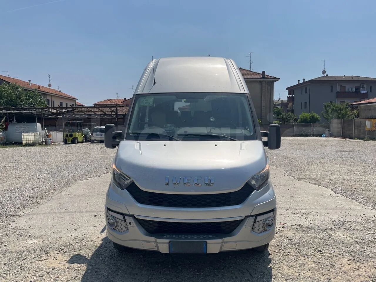 Iveco Daily - Suburban bus: picture 1 Iveco Daily - Suburban bus: picture 1