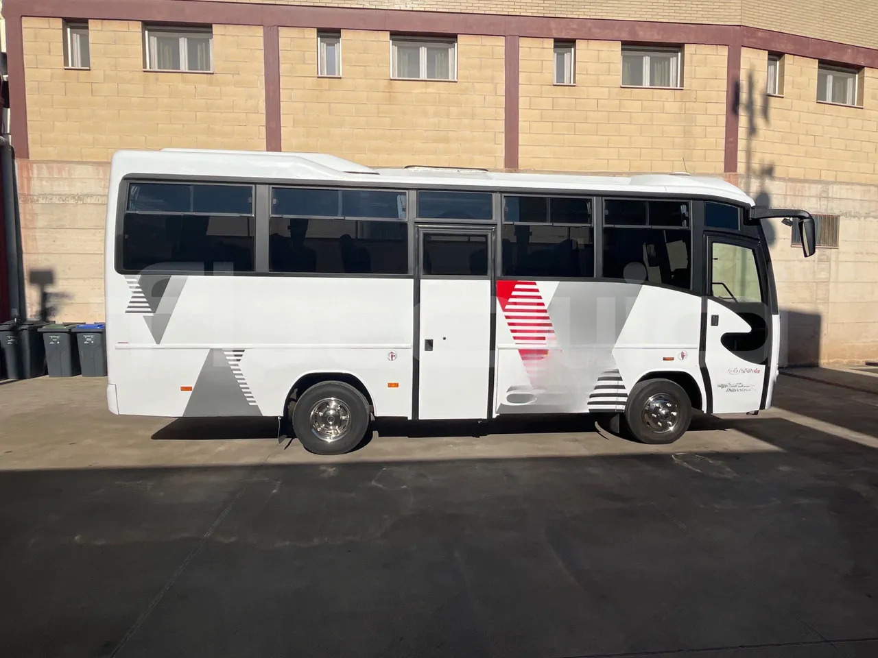 Coach Iveco E24: picture 12