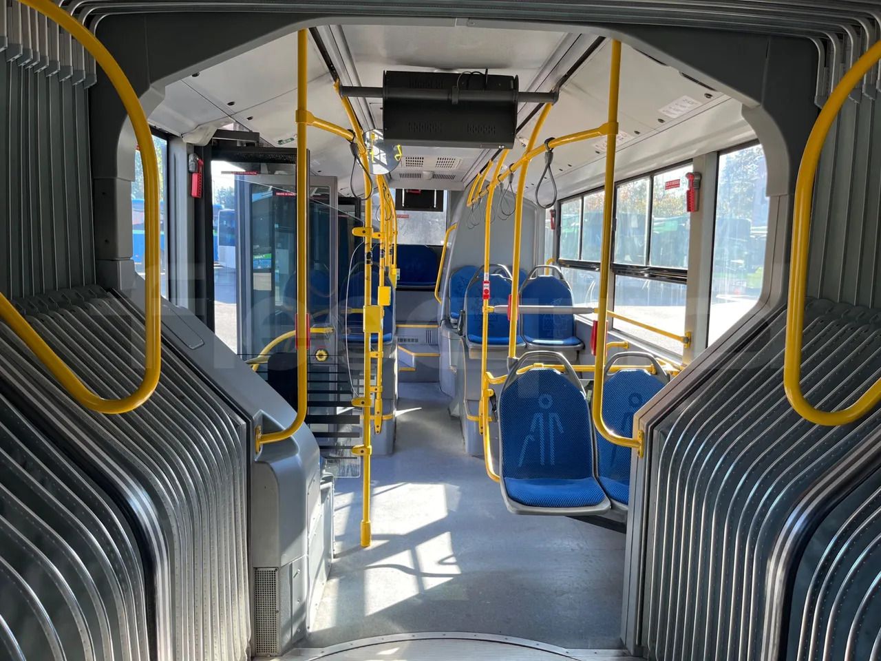 Articulated bus Mercedes-Benz Conecto: picture 32 Articulated bus Mercedes-Benz Conecto: picture 32