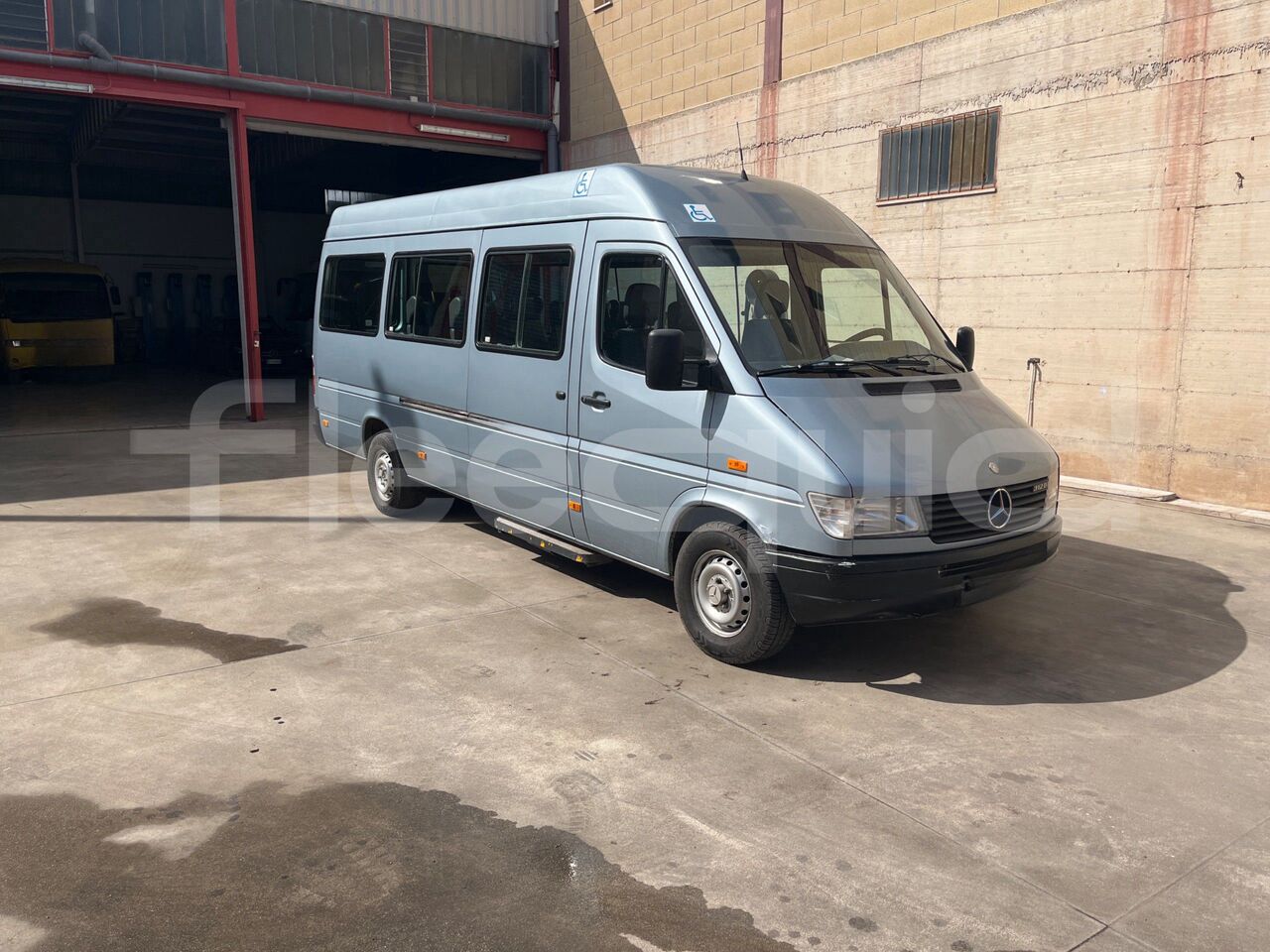 Mercedes-Benz Sprinter - Suburban bus: picture 1 Mercedes-Benz Sprinter - Suburban bus: picture 1