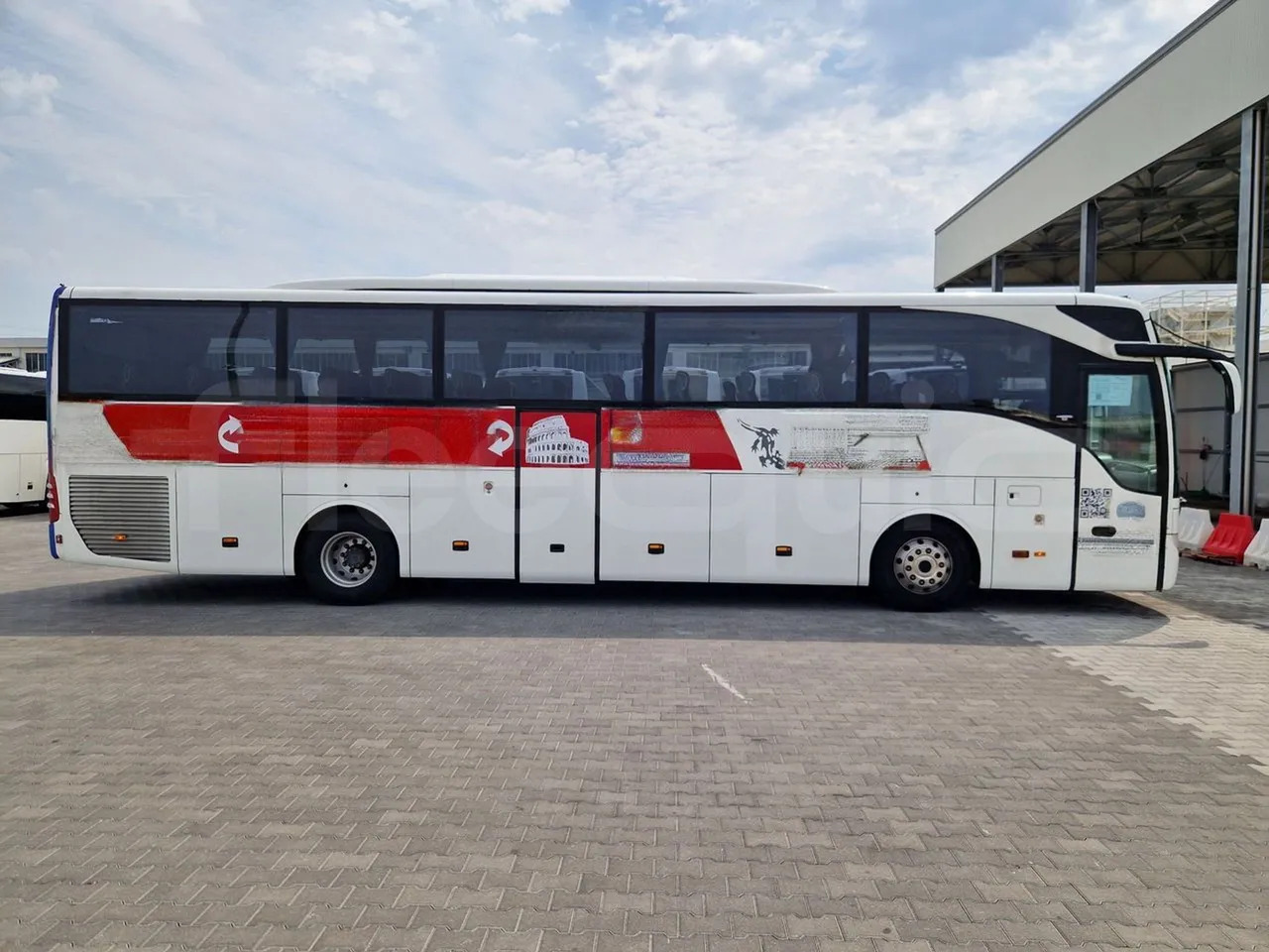 Coach Mercedes-Benz Tourismo: picture 11