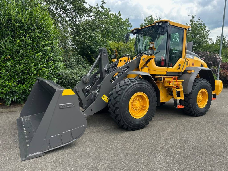 Volvo L 90 H2 - Wheel loader: picture 3 Volvo L 90 H2 - Wheel loader: picture 3