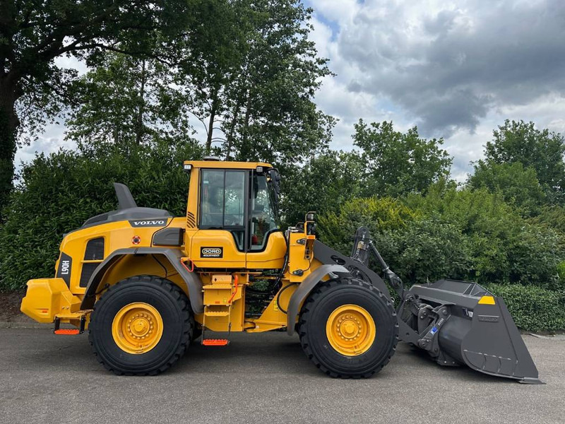 Volvo L 90 H2 - Wheel loader: picture 4 Volvo L 90 H2 - Wheel loader: picture 4