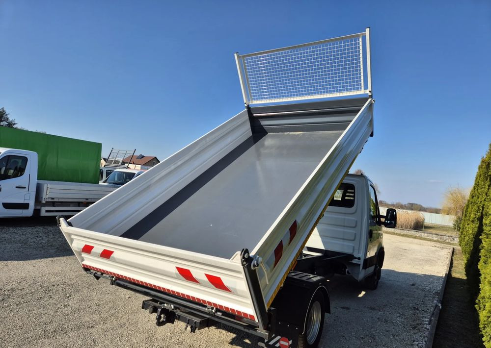 Iveco 35c15 3.0 150KM - Tipper van: picture 4 Iveco 35c15 3.0 150KM - Tipper van: picture 4