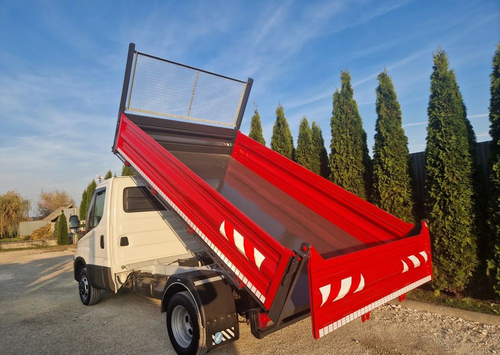 Iveco 35c15 3.0 - Tipper van: picture 3 Iveco 35c15 3.0 - Tipper van: picture 3