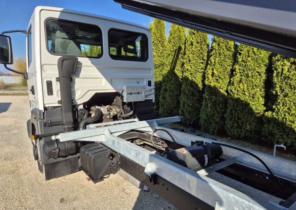 Nissan Atleon 56.13 3.0 130KM - Tipper van: picture 5 Nissan Atleon 56.13 3.0 130KM - Tipper van: picture 5