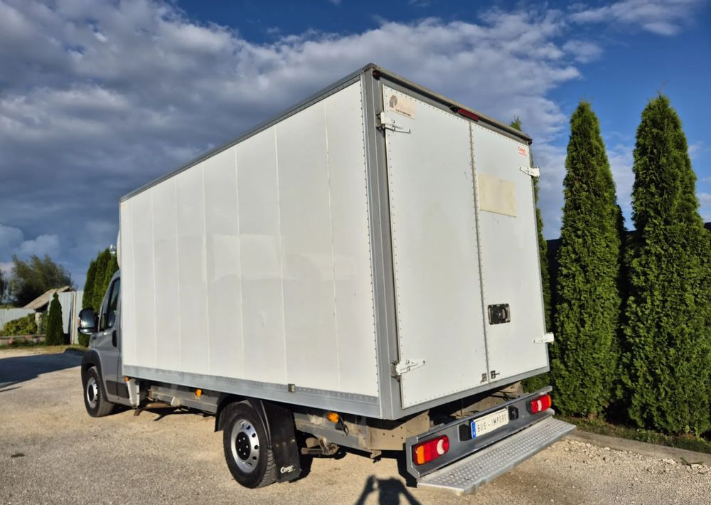 Peugeot Boxer 3.0 180KM - Box van: picture 3 Peugeot Boxer 3.0 180KM - Box van: picture 3