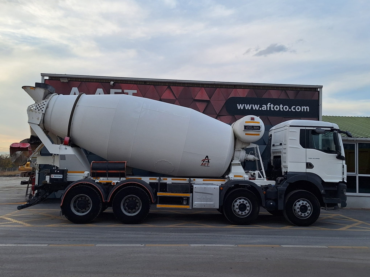 MAN TGS 41.440 - Concrete mixer truck: picture 4 MAN TGS 41.440 - Concrete mixer truck: picture 4