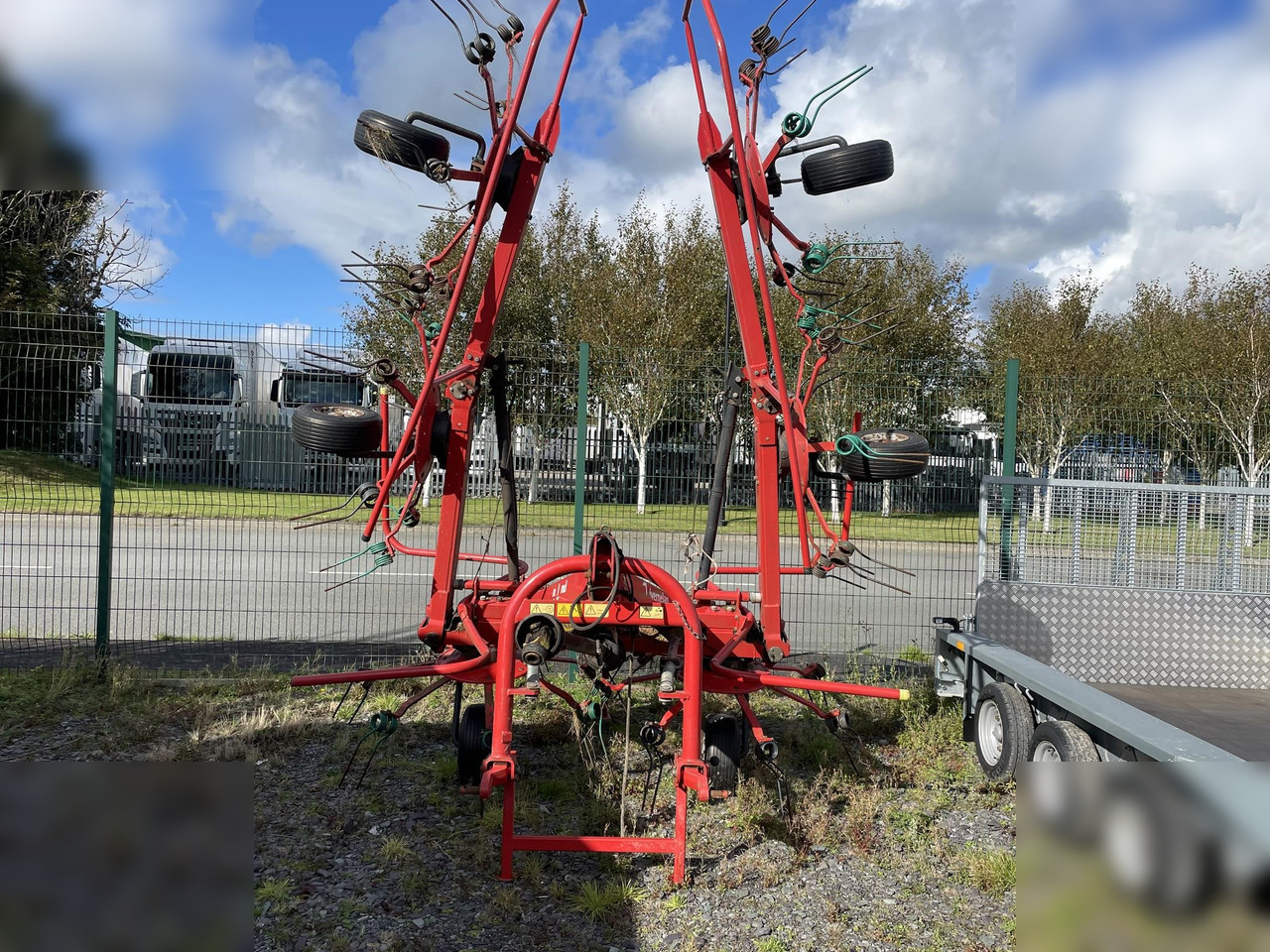 2015 KVERNELAND TAARUP 8076 - Tedder/ Rake: picture 3 2015 KVERNELAND TAARUP 8076 - Tedder/ Rake: picture 3