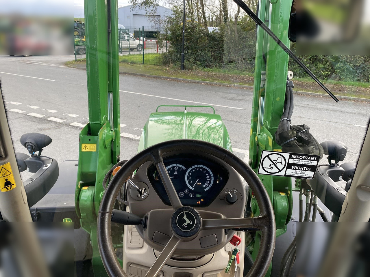 Farm tractor 2019 JOHN DEERE 6130R: picture 17
