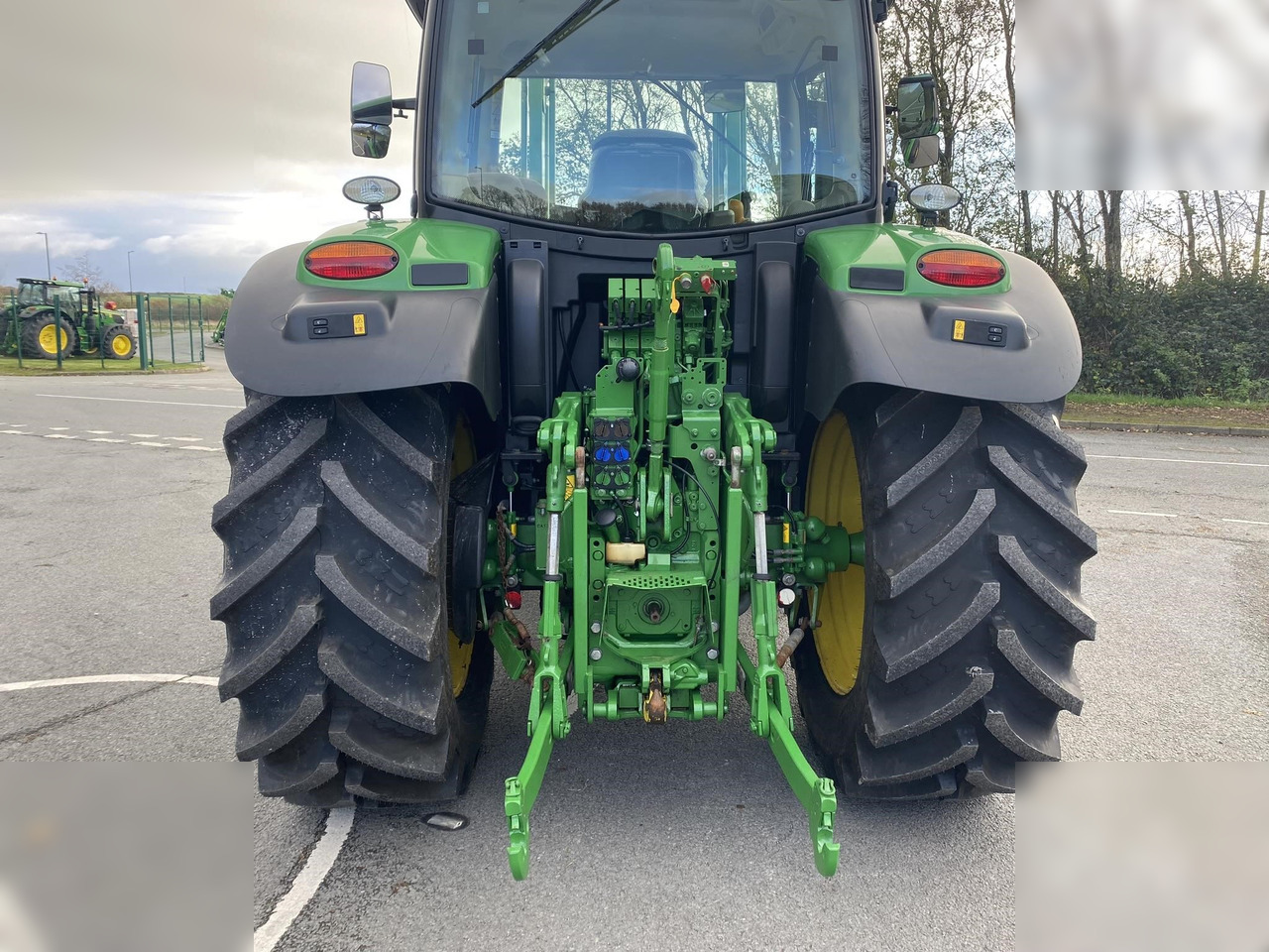 Farm tractor 2019 JOHN DEERE 6130R: picture 11