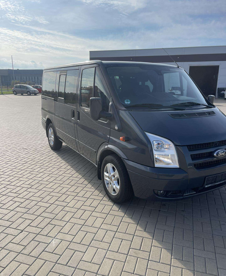 Ford Transit - Minibus, Passenger van: picture 2 Ford Transit - Minibus, Passenger van: picture 2