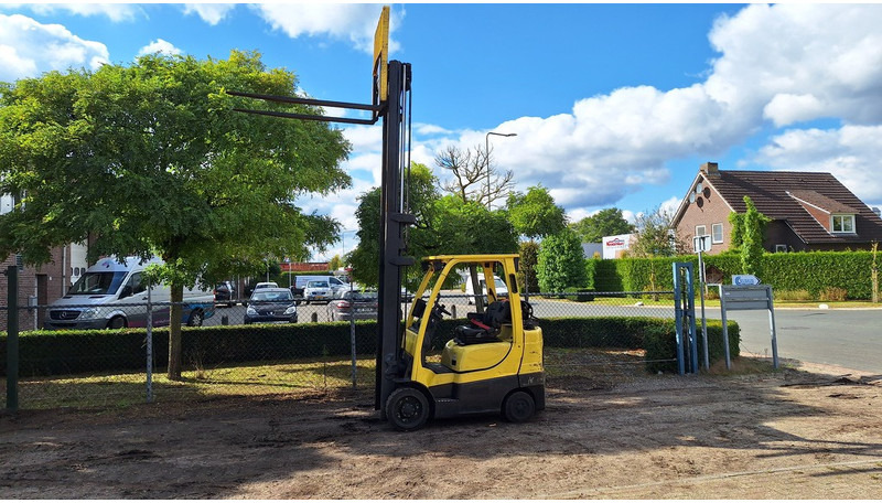 LPG forklift Hyster S3.0ft: picture 7