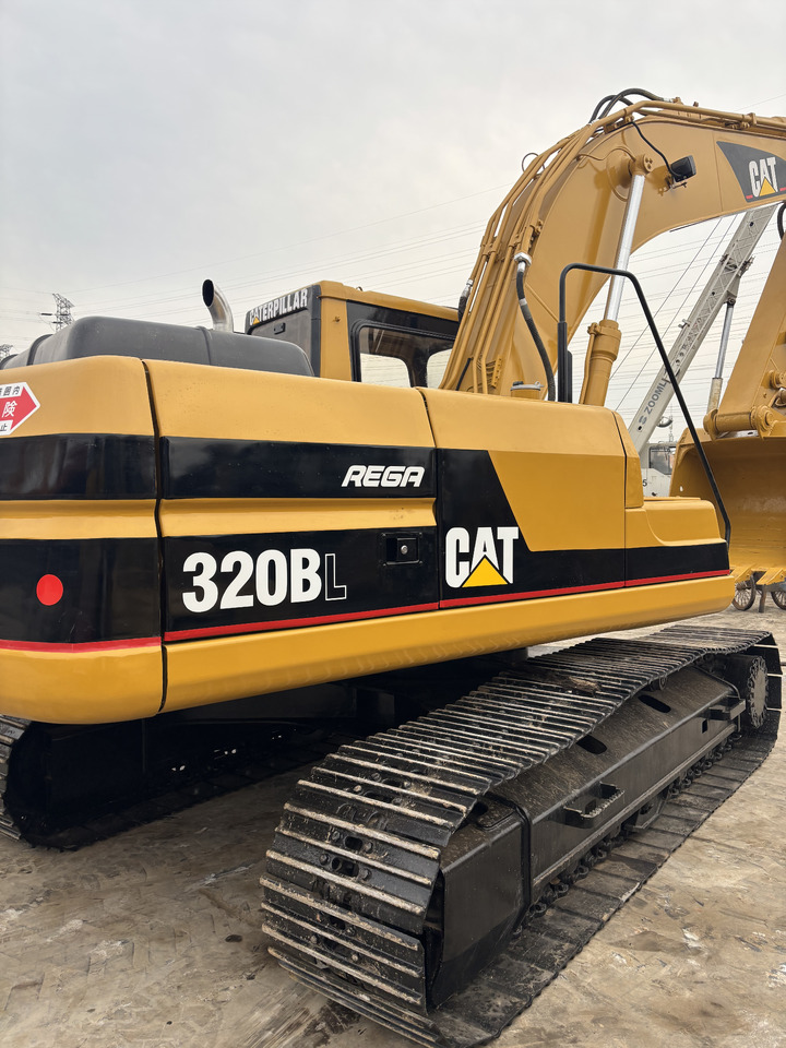 CATERPILLAR 320BL used excavator low price for sale - Crawler excavator: picture 3 CATERPILLAR 320BL used excavator low price for sale - Crawler excavator: picture 3