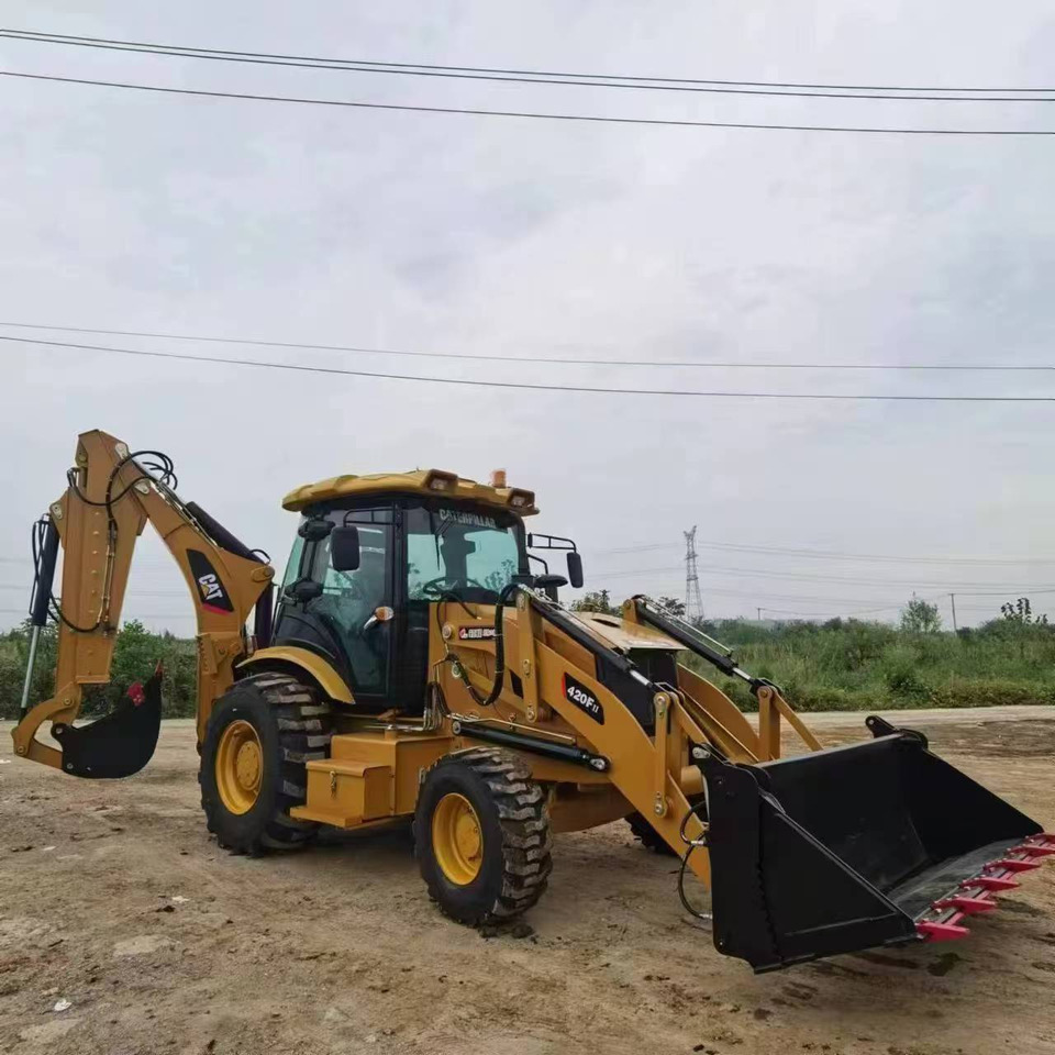 CATERPILLAR 420F - Backhoe loader: picture 1 CATERPILLAR 420F - Backhoe loader: picture 1