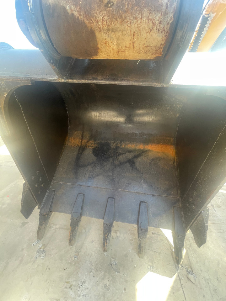 HITACHI ZX350 crawler excavator low hours excellent condition original - Crawler excavator: picture 4 HITACHI ZX350 crawler excavator low hours excellent condition original - Crawler excavator: picture 4