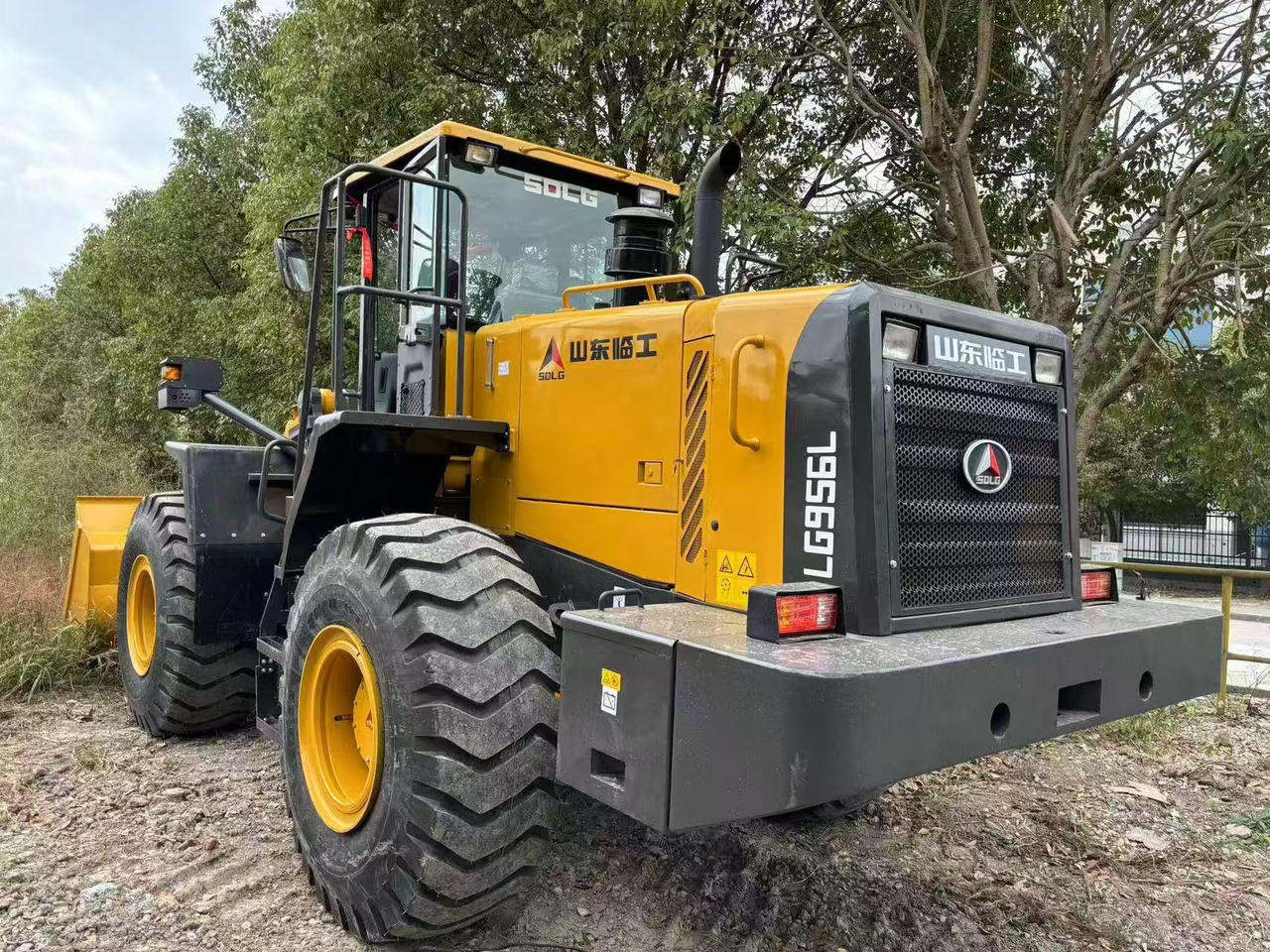 SDLG LG956L front loader 5 ton class china brand - Wheel loader: picture 4 SDLG LG956L front loader 5 ton class china brand - Wheel loader: picture 4