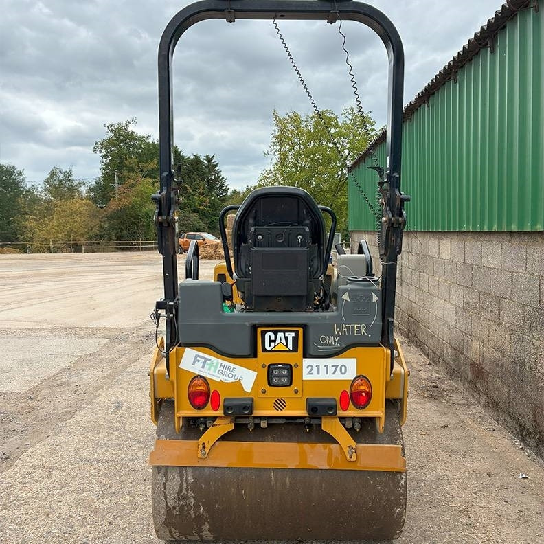 CAT CB 2.7  - Road roller: picture 4 CAT CB 2.7  - Road roller: picture 4