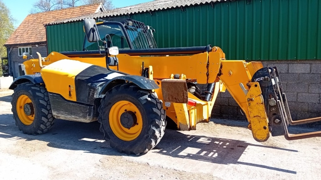 JCB 540-140  - Telescopic handler: picture 2 JCB 540-140  - Telescopic handler: picture 2