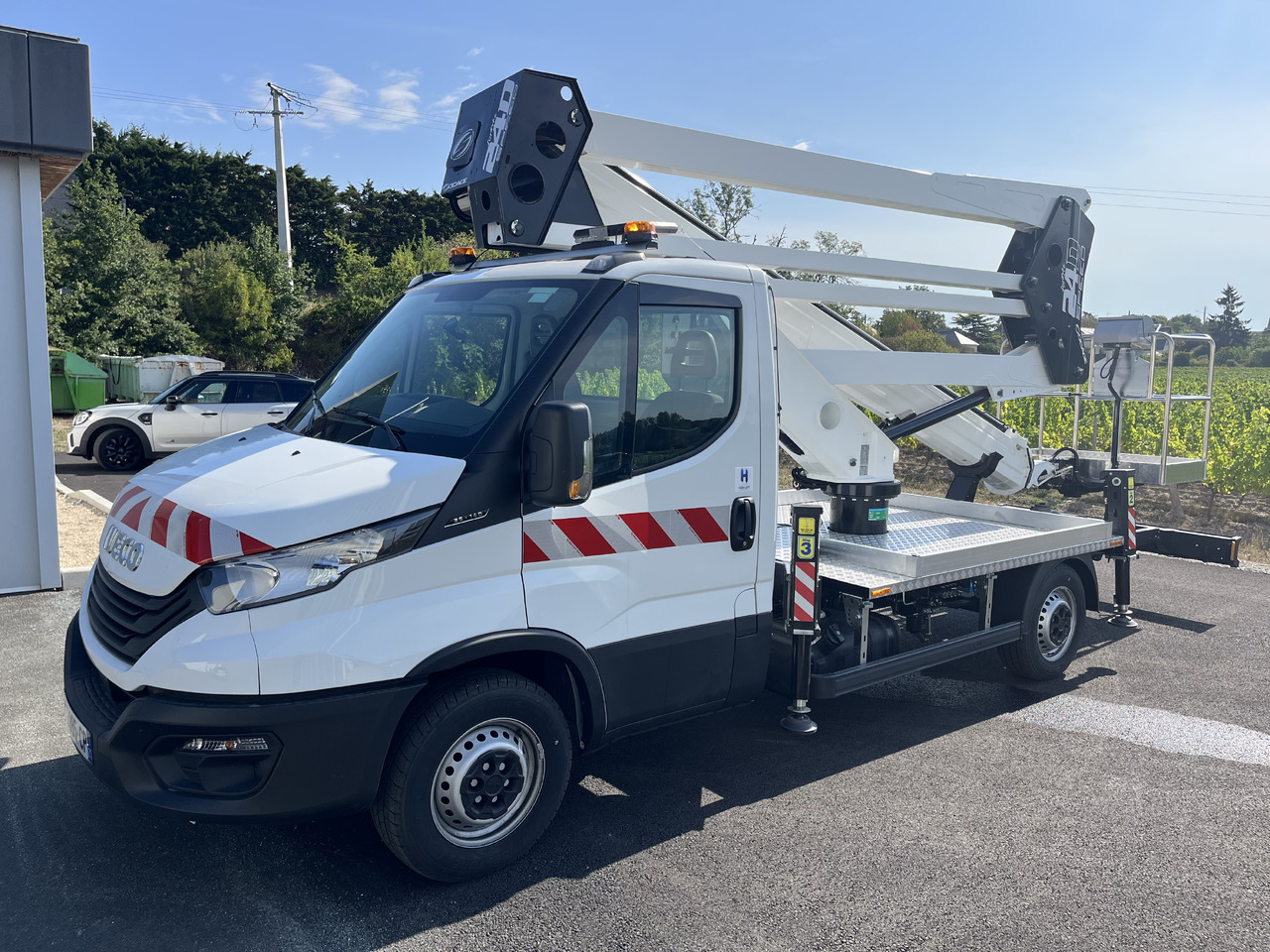 IVECO DAILY SOCAGE 24D SPEED - Truck mounted aerial platform: picture 2 IVECO DAILY SOCAGE 24D SPEED - Truck mounted aerial platform: picture 2