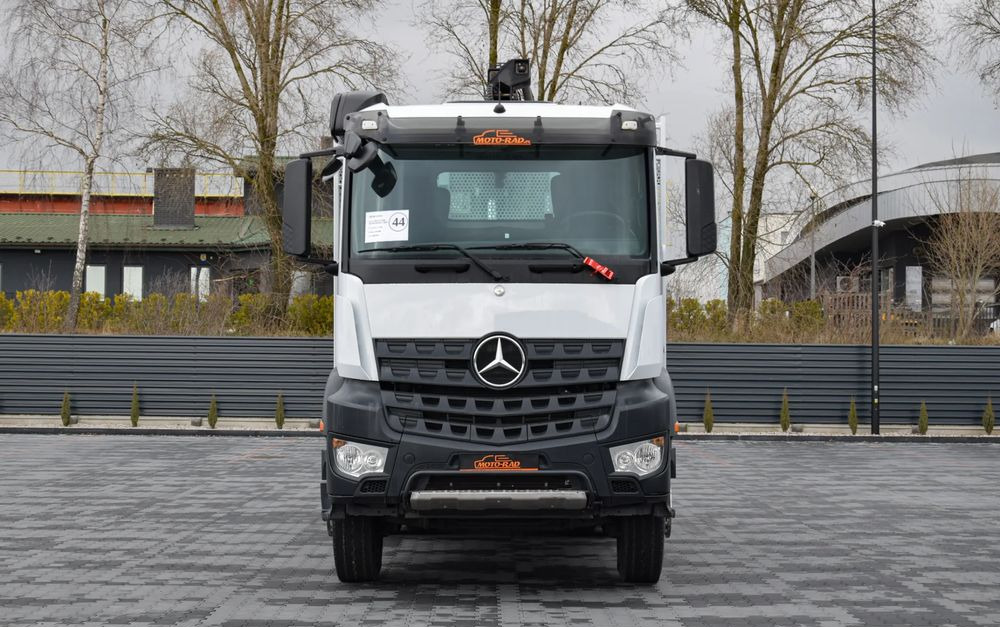 Mercedes-Benz AROCS 2636 / 6x4 / HIAB X-HIPRO 192 E-3 / WYSUW x3 / ROTATOR / STEROWANIE RADIOWE / UDT / PODPORY HYDRAULICZNE / AUTOMAT / KAMERA COFANIA / NISKI PRZEBIEG / SPROWADZONY - Dropside/ Flatbed truck, Crane truck: picture 2 Mercedes-Benz AROCS 2636 / 6x4 / HIAB X-HIPRO 192 E-3 / WYSUW x3 / ROTATOR / STEROWANIE RADIOWE / UDT / PODPORY HYDRAULICZNE / AUTOMAT / KAMERA COFANIA / NISKI PRZEBIEG / SPROWADZONY - Dropside/ Flatbed truck, Crane truck: picture 2