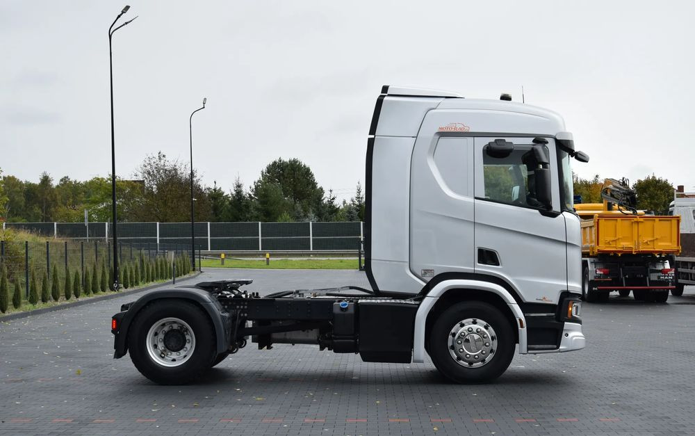 Scania R450 / HYDRAULIKA / RETARDER / ACC / KLIMA / FULL LEDY / ALUFELGI / SERWISOWANA / SPROWADZONA - Tractor unit: picture 4 Scania R450 / HYDRAULIKA / RETARDER / ACC / KLIMA / FULL LEDY / ALUFELGI / SERWISOWANA / SPROWADZONA - Tractor unit: picture 4