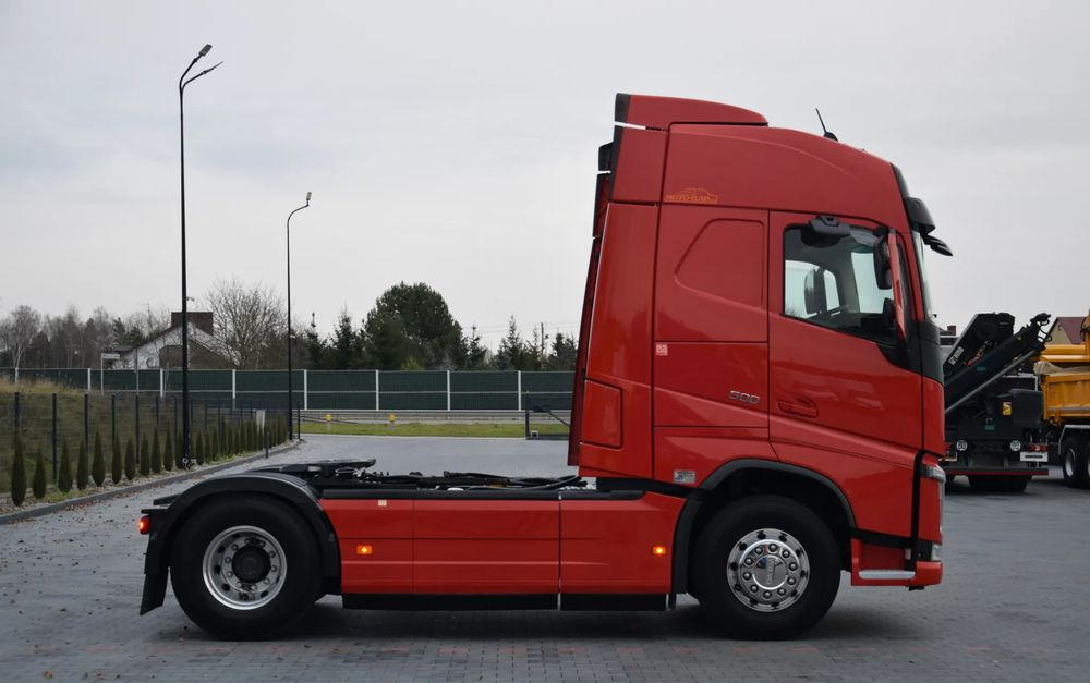 Volvo FH500 / FULL ADR / HYDRAULIKA / EURO 6 / ACC / LEDY / ALUFELGI / SERWISOWANY / SPROWADZONY - Tractor unit: picture 4 Volvo FH500 / FULL ADR / HYDRAULIKA / EURO 6 / ACC / LEDY / ALUFELGI / SERWISOWANY / SPROWADZONY - Tractor unit: picture 4