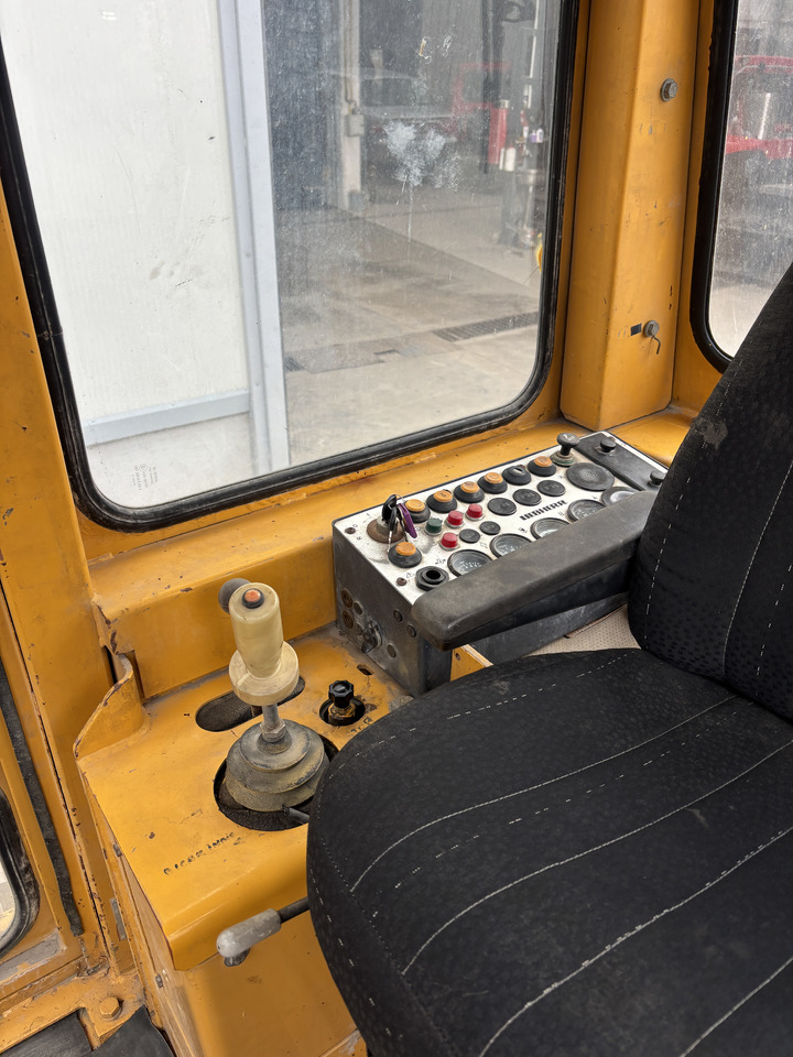 LIEBHERR PR 711 - Bulldozer: picture 2 LIEBHERR PR 711 - Bulldozer: picture 2