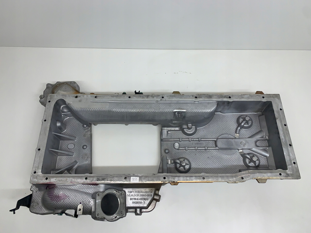 MISKA OLEJOWA MAN TGX TGS EURO 6 E 6 - Oil pan for Truck: picture 3 MISKA OLEJOWA MAN TGX TGS EURO 6 E 6 - Oil pan for Truck: picture 3