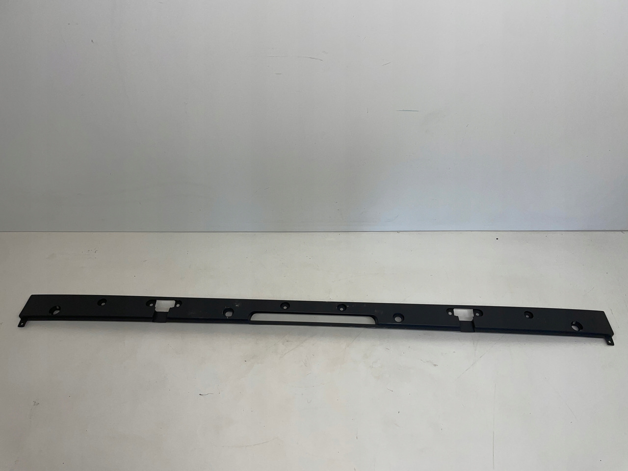 PODSZYBIE DAF XF CF LF MENZOLIT - Windscreen: picture 1 PODSZYBIE DAF XF CF LF MENZOLIT - Windscreen: picture 1