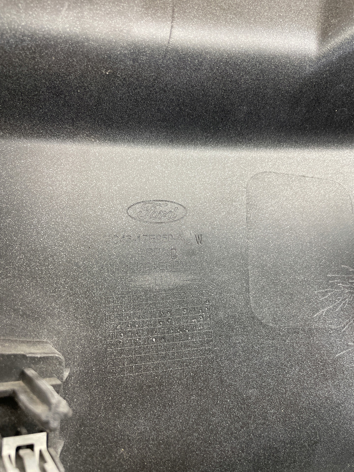 PRAWA OSŁONA OKULAR ZDERZAK FORD F-MAX JC46-17E950-A - Bumper for Truck: picture 5 PRAWA OSŁONA OKULAR ZDERZAK FORD F-MAX JC46-17E950-A - Bumper for Truck: picture 5