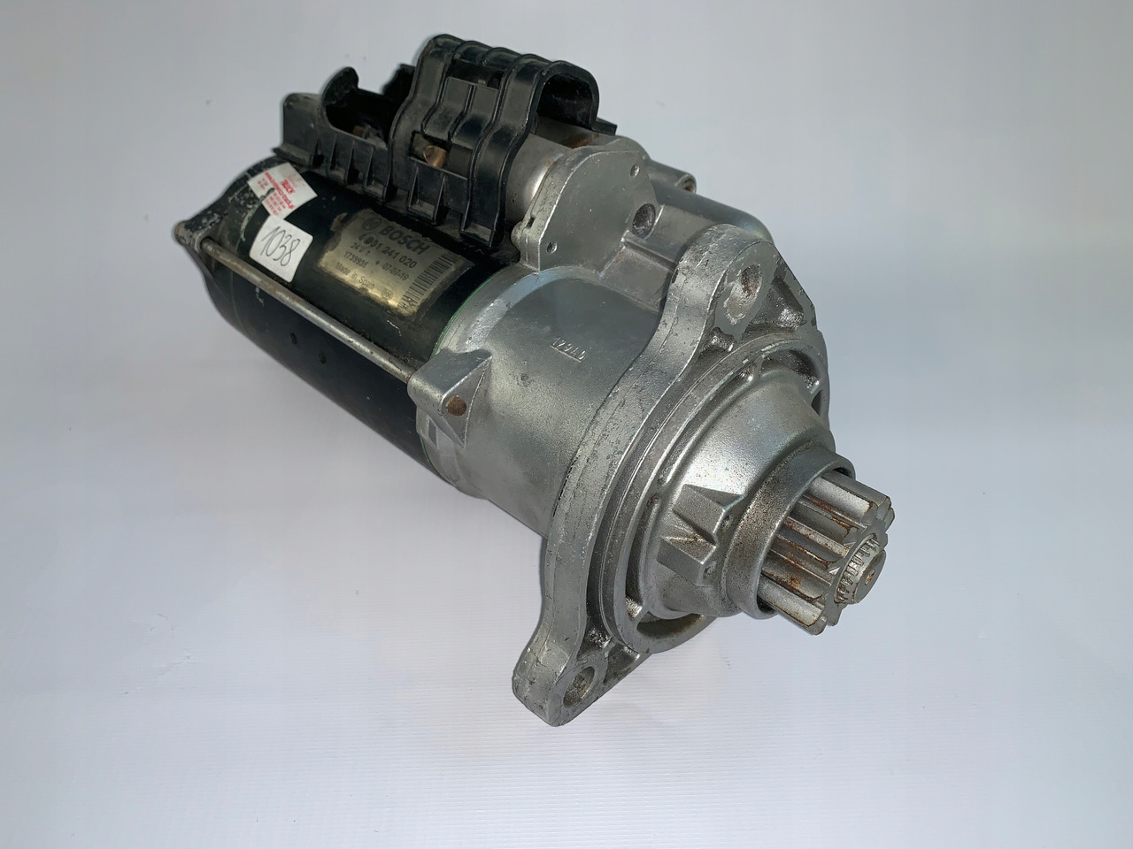 ROZRUSZNIK DAF 105 95 XF BOSCH 0001241020 NR 1038 - Starter for Truck: picture 1 ROZRUSZNIK DAF 105 95 XF BOSCH 0001241020 NR 1038 - Starter for Truck: picture 1