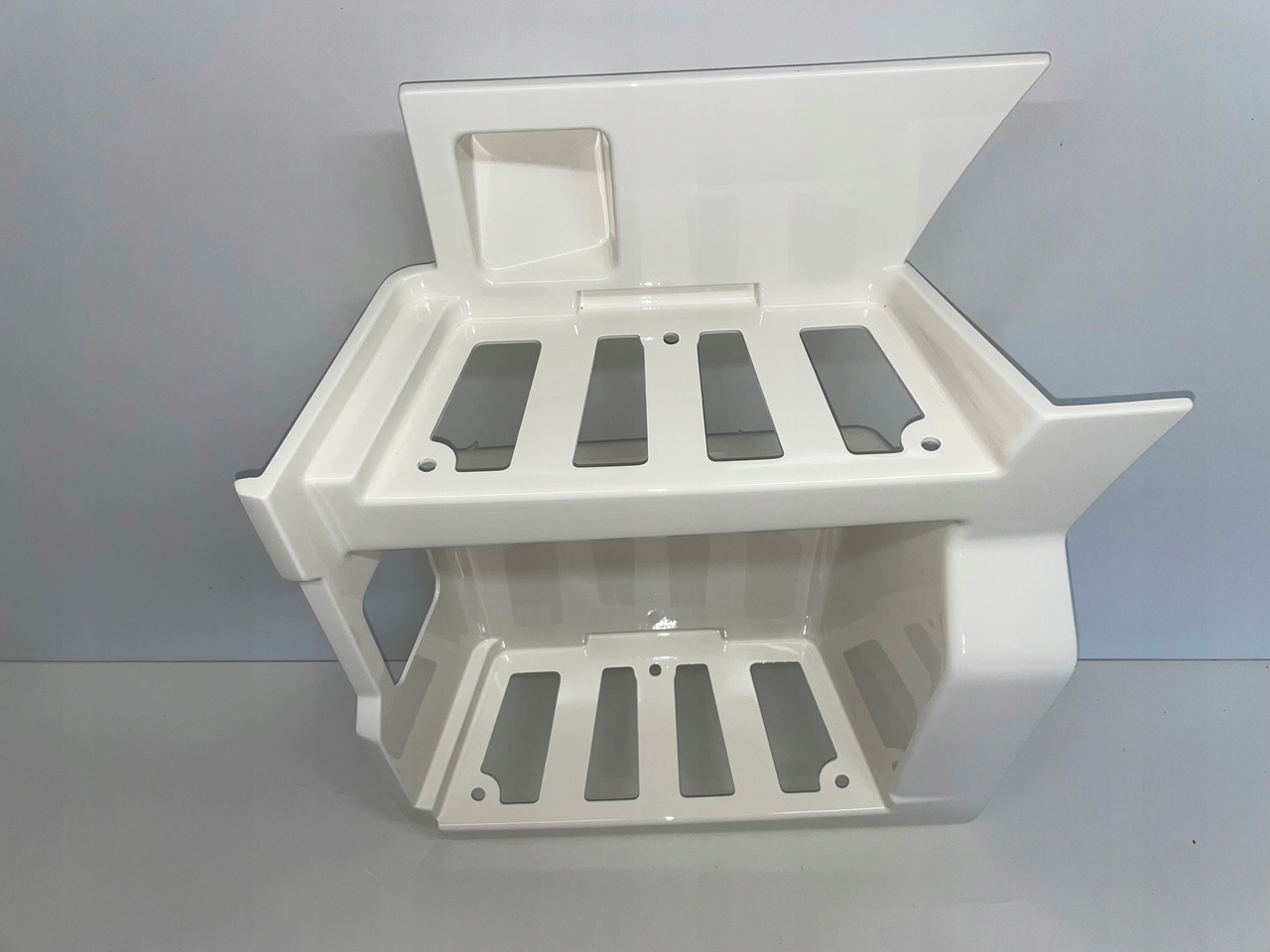 STOPIEŃ STOPNICA MAN TGX 3 TG3 - Footstep for Truck: picture 2 STOPIEŃ STOPNICA MAN TGX 3 TG3 - Footstep for Truck: picture 2