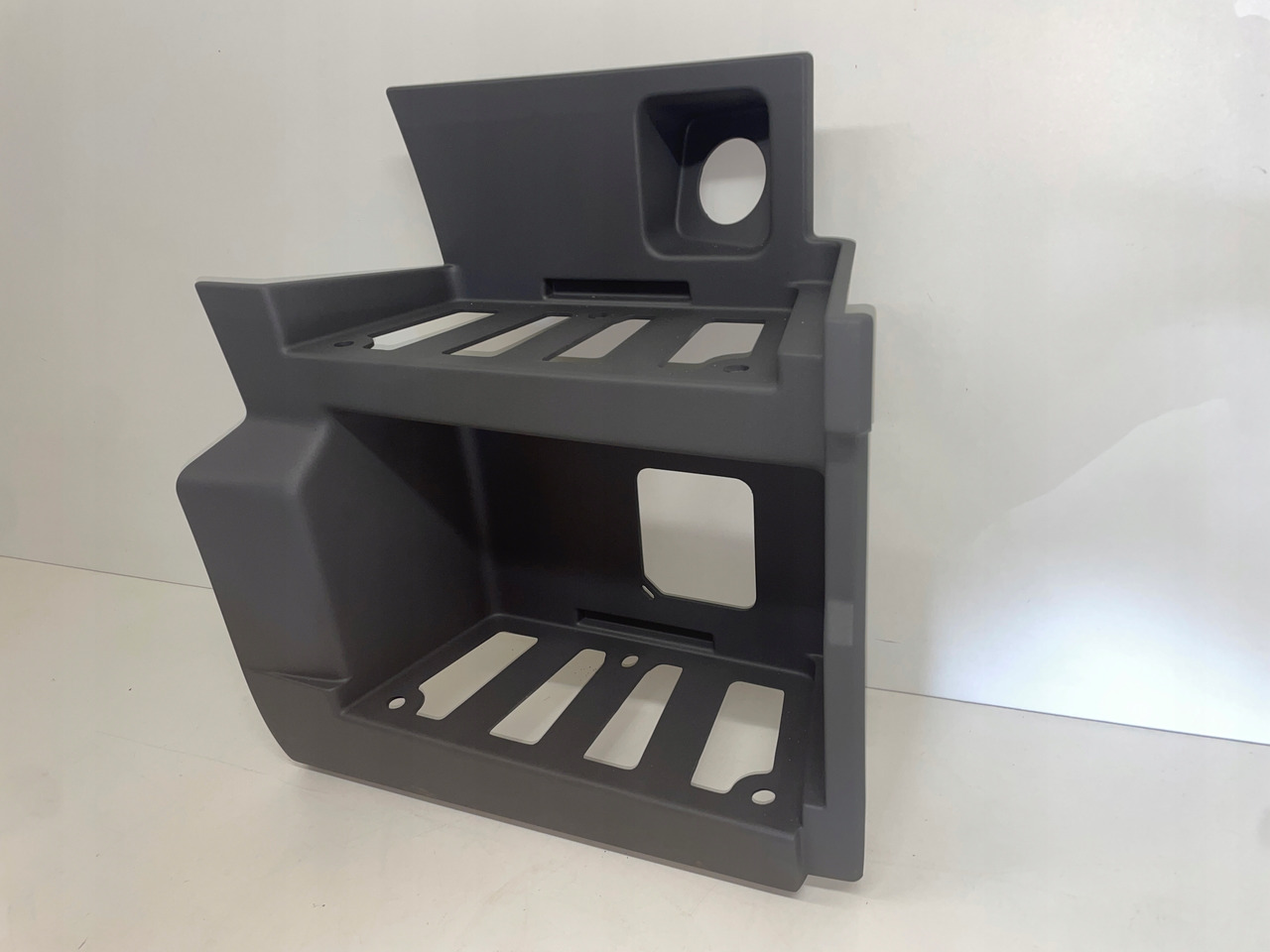 STOPNICA DOLNY STOPIEŃ PRAWY MAN TGS TGXS TG-3 81615200092 - Footstep for Truck: picture 3 STOPNICA DOLNY STOPIEŃ PRAWY MAN TGS TGXS TG-3 81615200092 - Footstep for Truck: picture 3