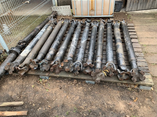 WAŁ NAPĘDOWY MAN TGA TGX TGS CENA OD 100 ZŁ - Drive shaft for Truck: picture 2 WAŁ NAPĘDOWY MAN TGA TGX TGS CENA OD 100 ZŁ - Drive shaft for Truck: picture 2